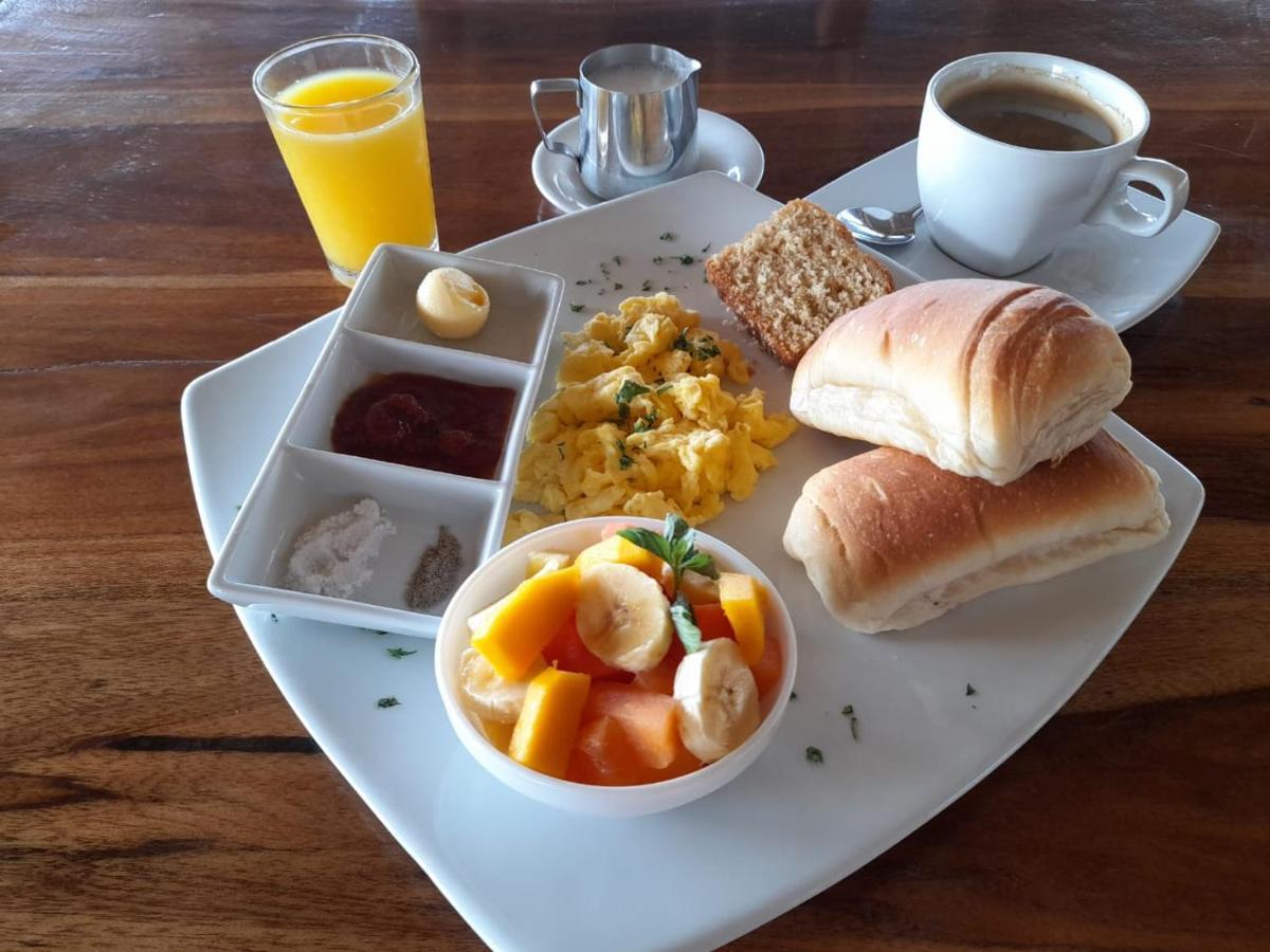 Hotel Bambu Canoa Ngoại thất bức ảnh